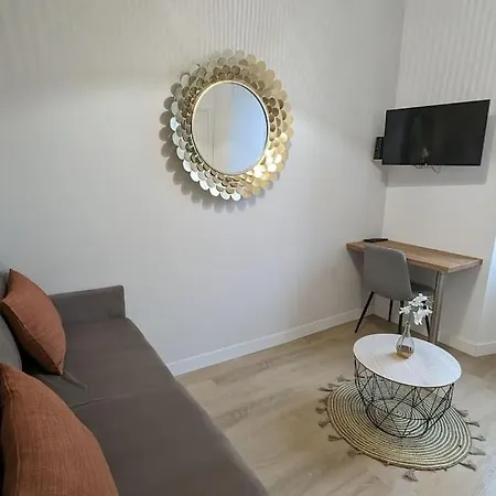 Le Diderot Yourhosthelper *